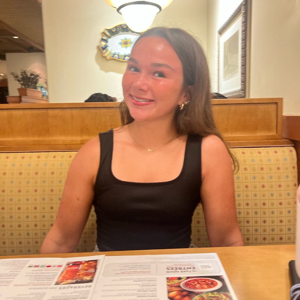 Meet your Posher, Emilee